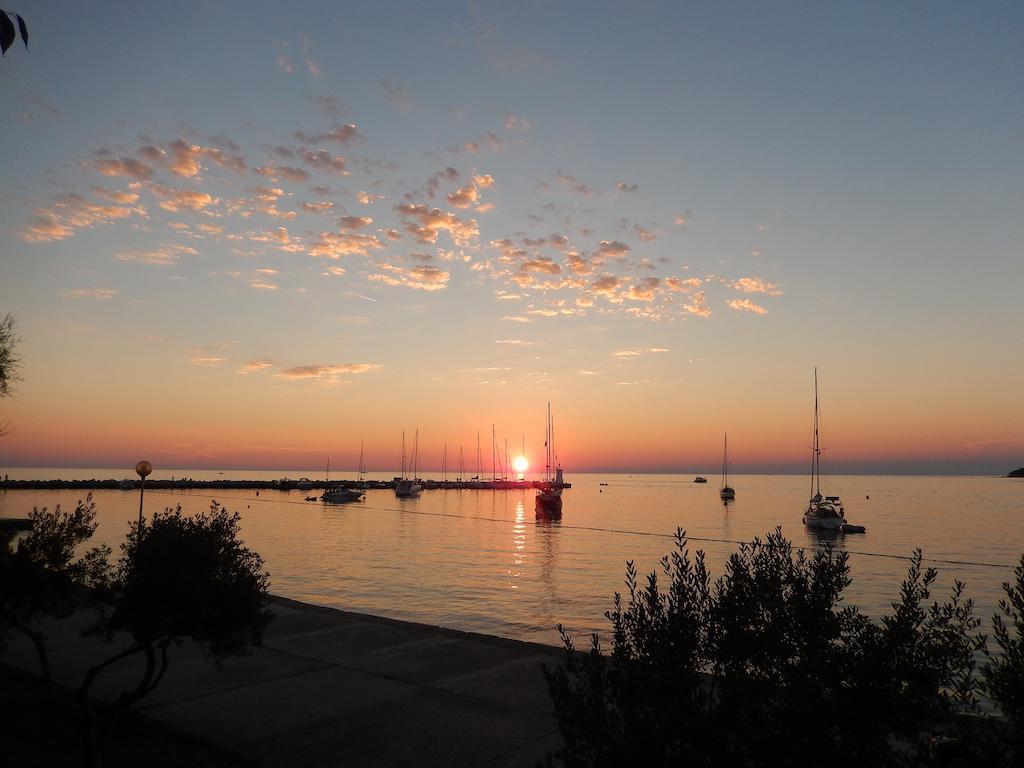 Apartments Nautica II Novigrad Istria Chambre photo