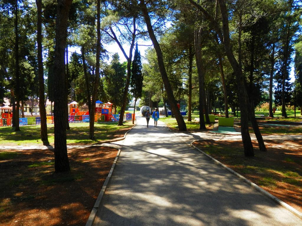 Apartments Nautica II Novigrad Istria Extérieur photo